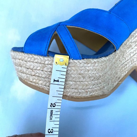 $220 Bettye Muller plage wedge sandal blue - Picture 8 of 11